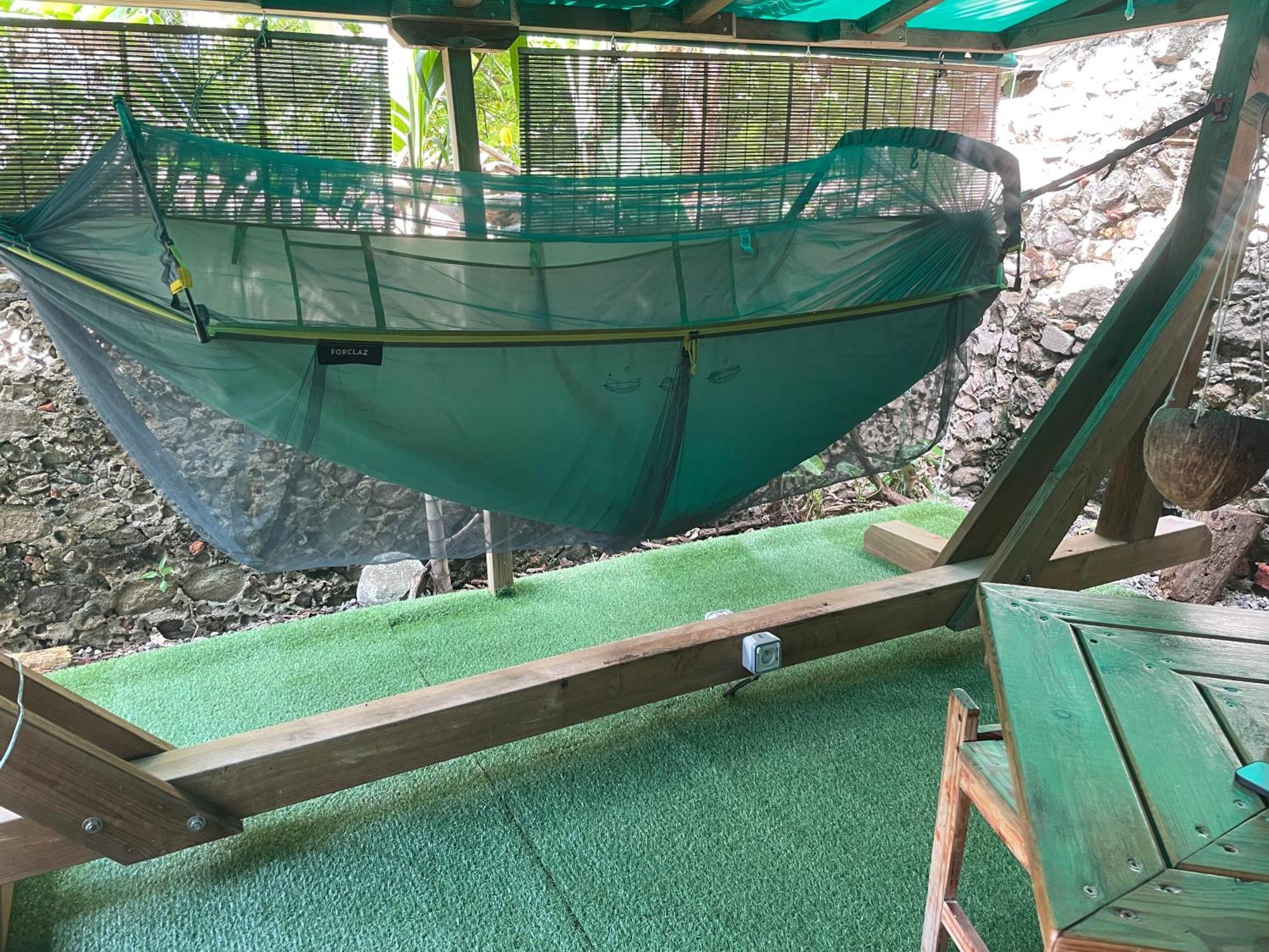 Les Hamacs Aux Saintes Hotel Terre-De-Haut Bagian luar foto