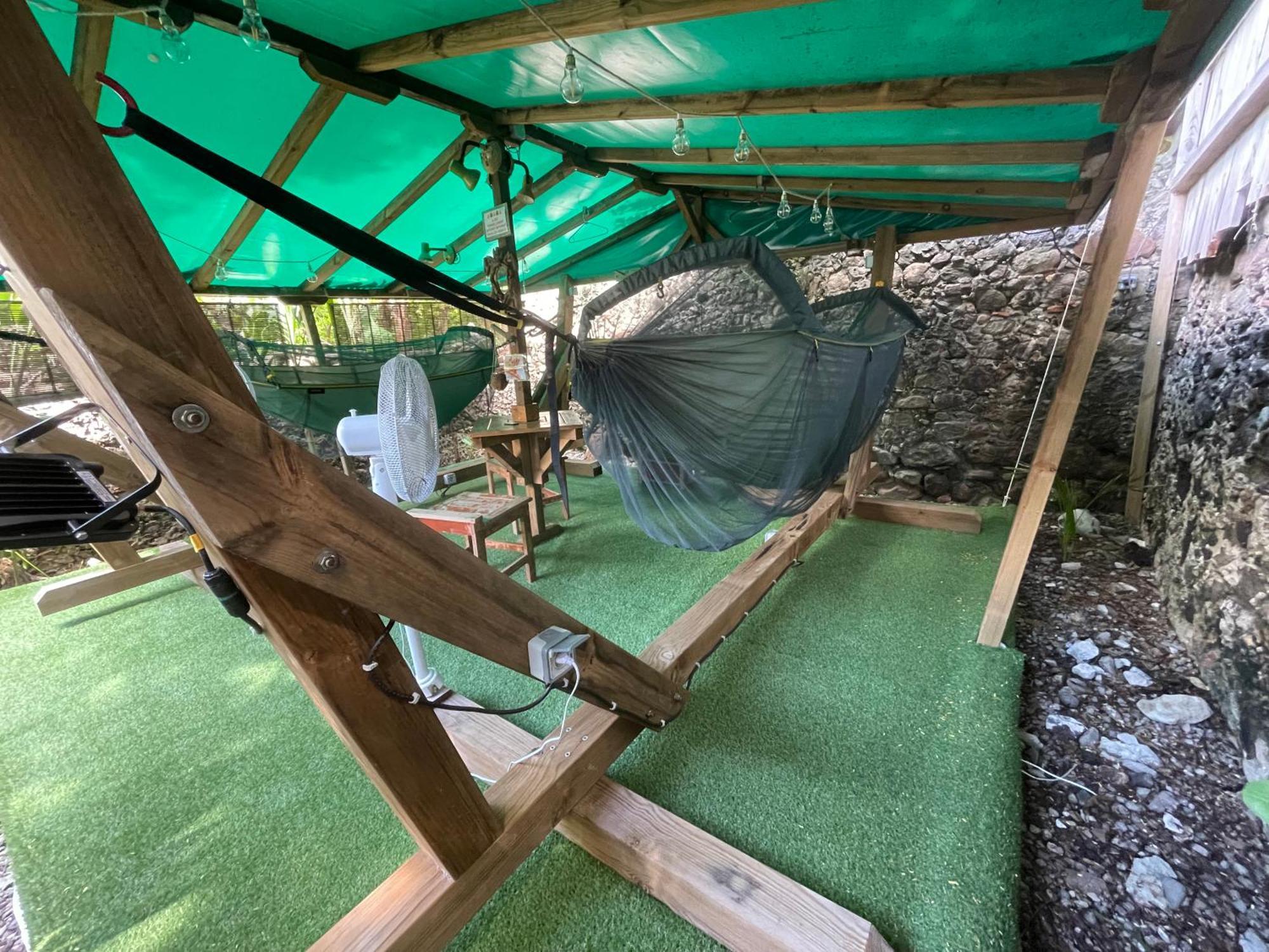 Les Hamacs Aux Saintes Hotel Terre-De-Haut Bagian luar foto